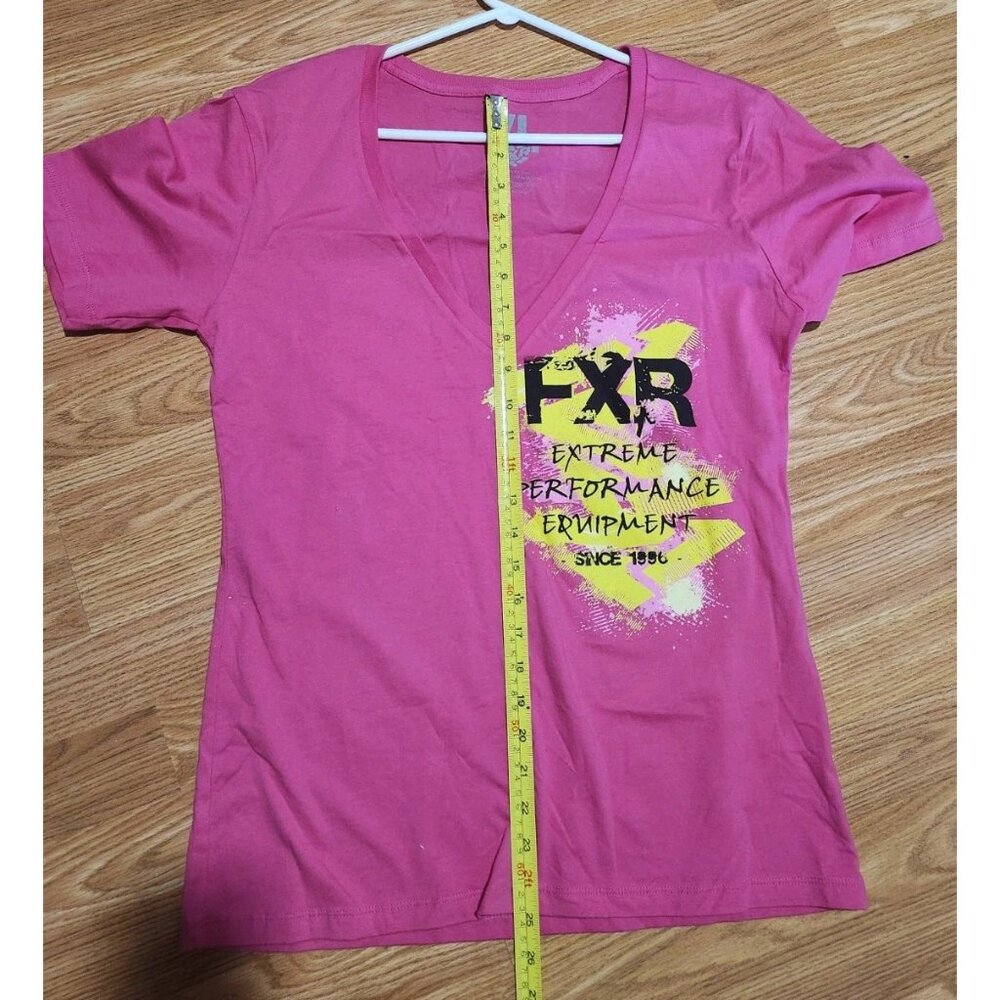 FXR Women V-Neck T-Shirt XL Pink Short Sleeves Pre-Owned - Picture 4 of 7